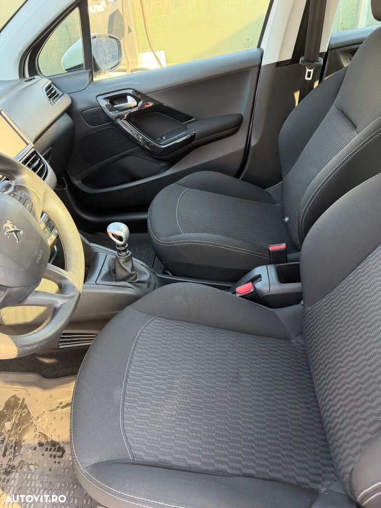 Peugeot 208 1.5 BlueHDi STT Active - 11