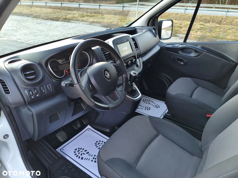 Renault Trafic 2.0 dCi - 26