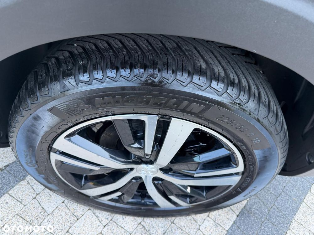 Peugeot 5008 PureTech 130 EAT8 Stop & Start GT - 14
