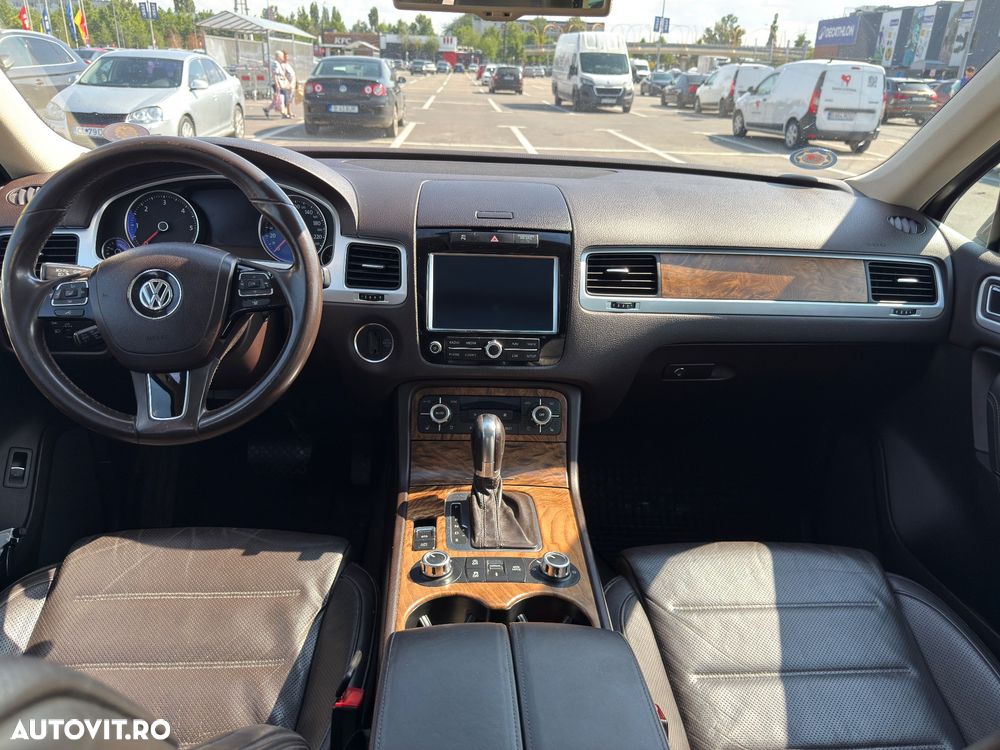 Volkswagen Touareg 3.0 V6 TDI BMT - 9