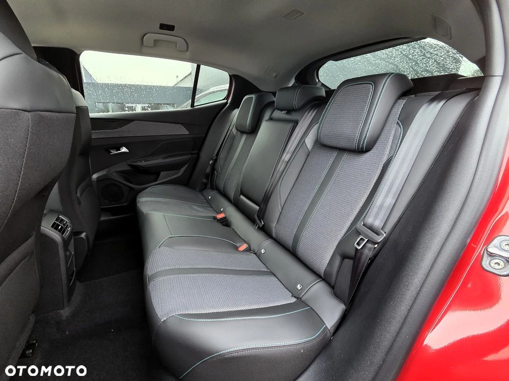 Peugeot 408 1.2 PureTech mHEV Business S&S e-DSC6 - 19