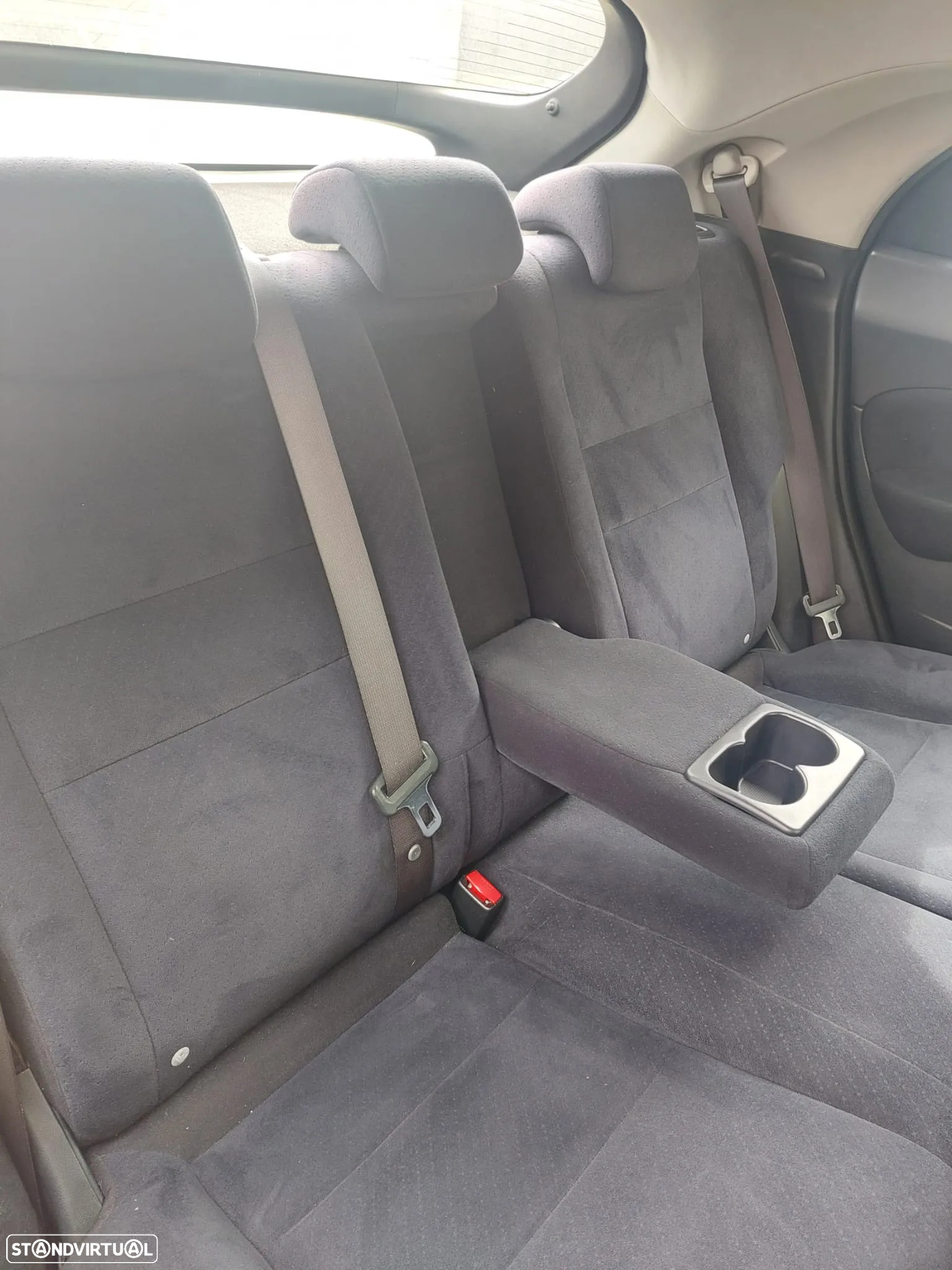 Honda Civic 1.4 Sport - 10