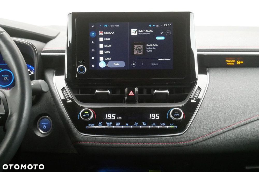 Toyota Corolla - 10