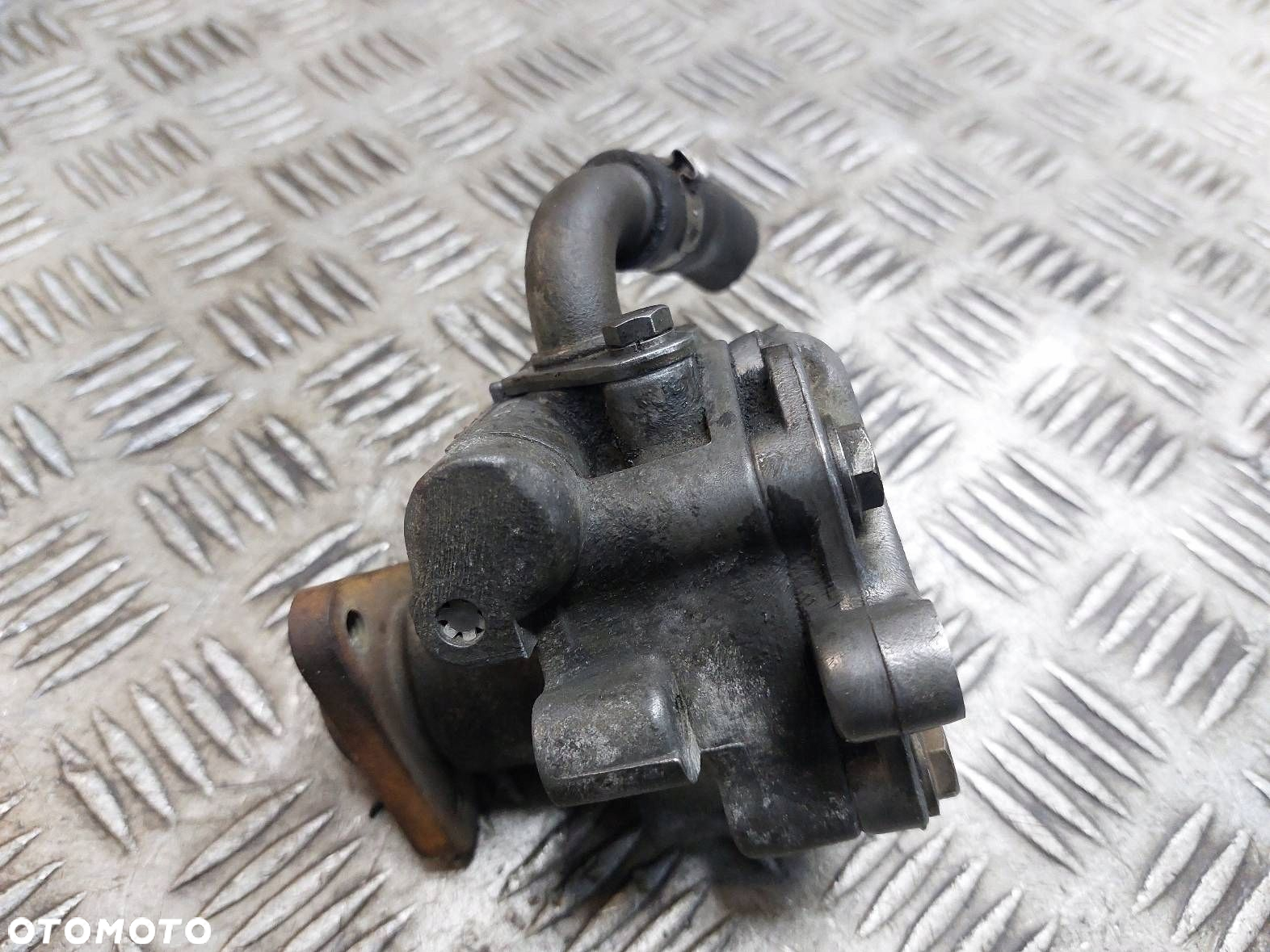 POMPA WSPOMAGANIA VOLKSWAGEN PASSAT B5 FL 1.9 TDI 110 BAR 8D0145177Q - 4
