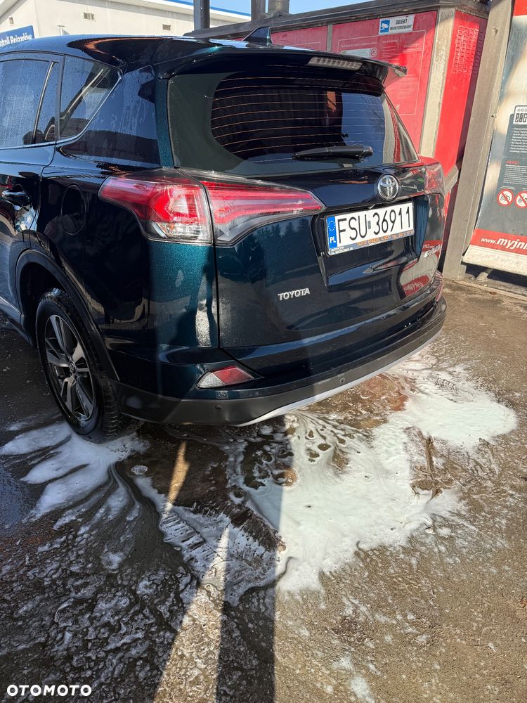 Toyota RAV4 2.0 D-4D Premium 4x2 - 8