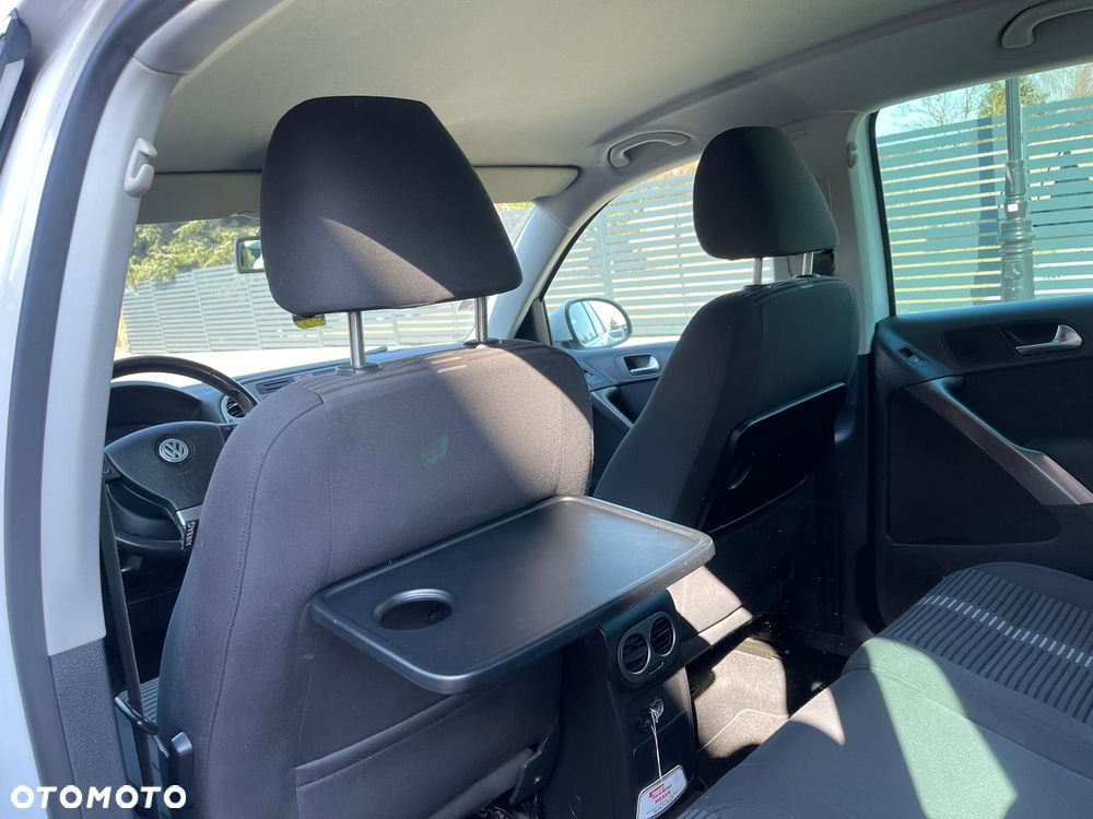 Volkswagen Tiguan 2.0 TDI DPF BlueMotion Technology Sport & Style - 25