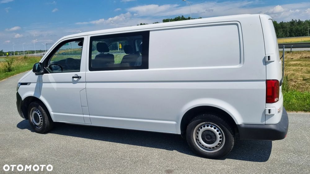 Volkswagen Transporter - 1