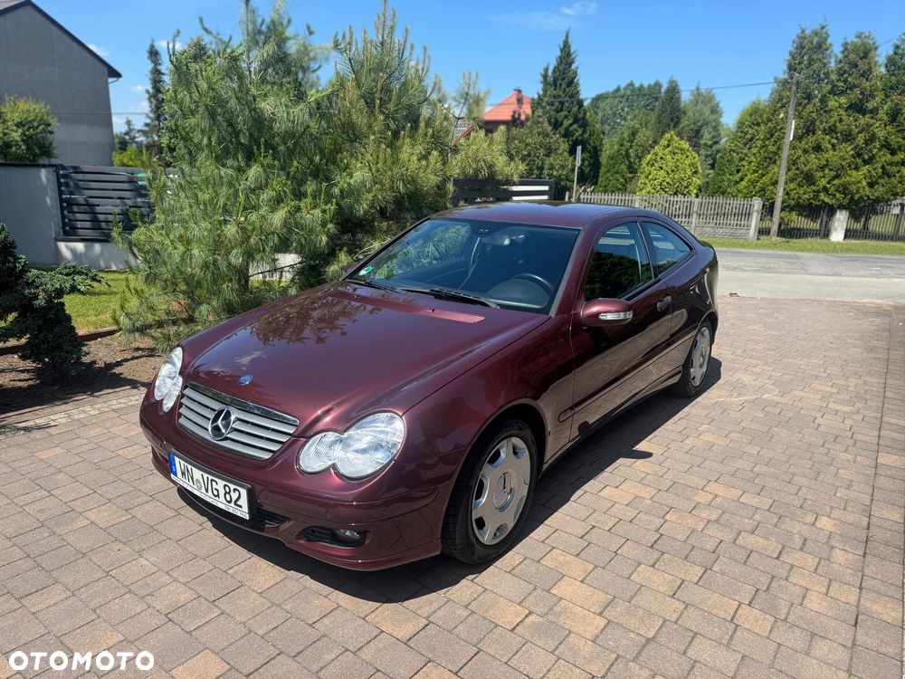 Mercedes-Benz Klasa C 220 CDI DPF Sport Edition - 13