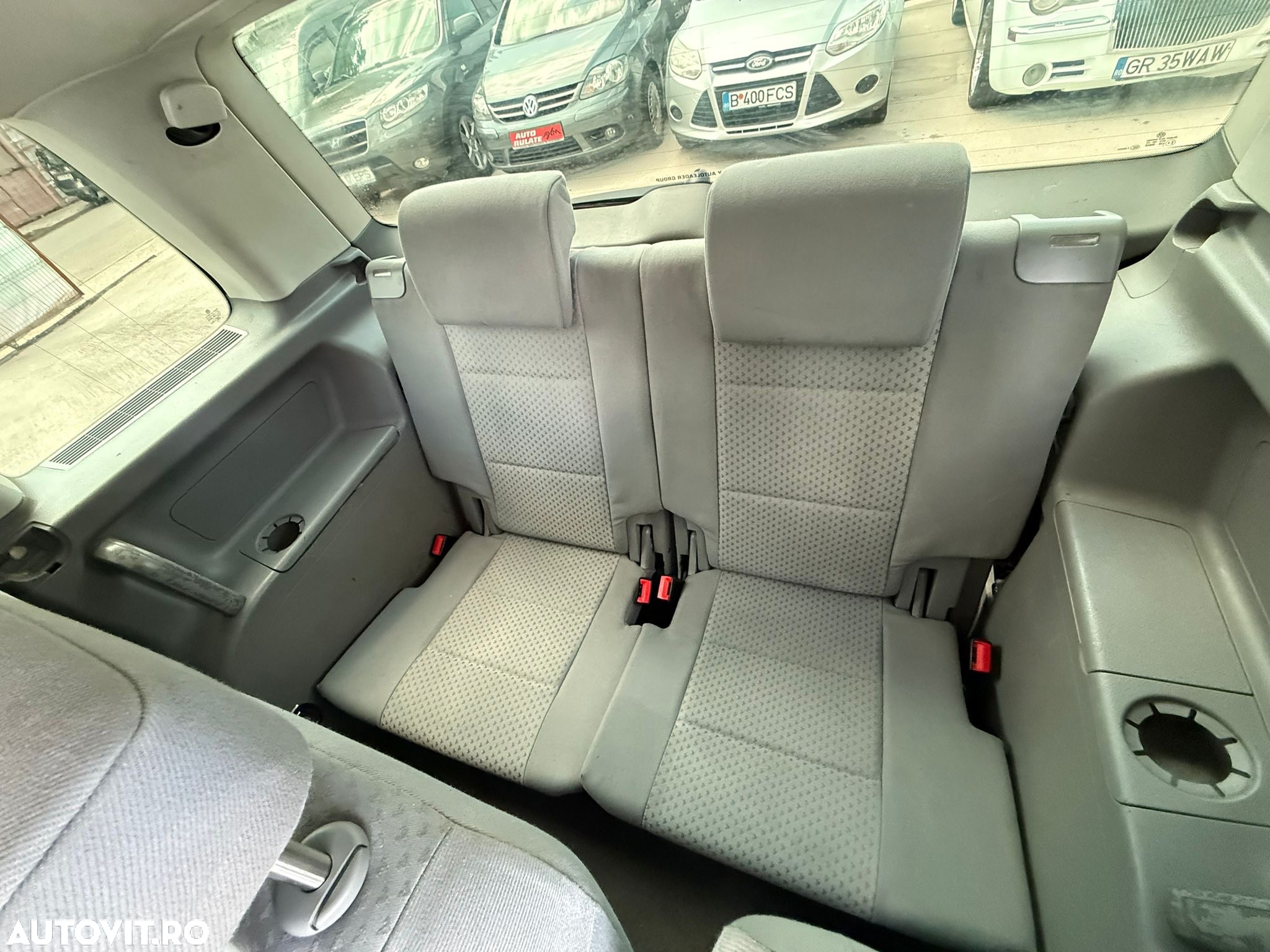 Volkswagen Touran 1.9 TDI - 9