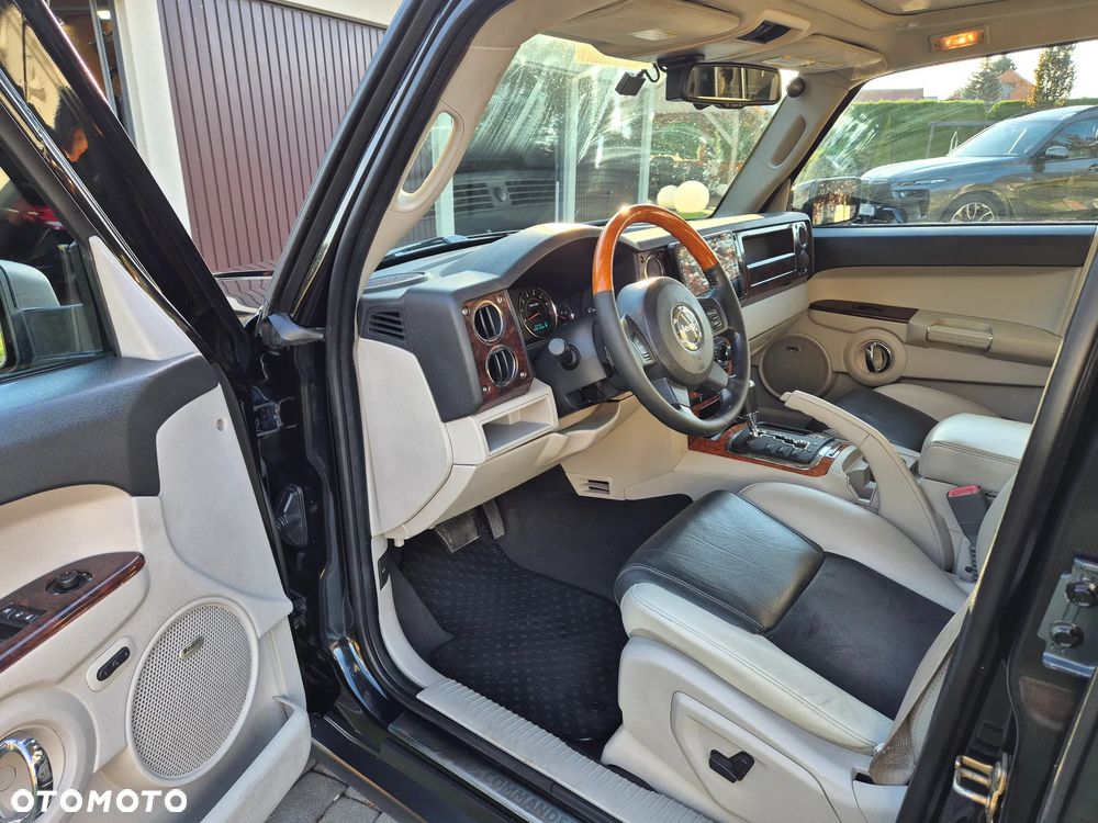 Jeep Commander - 26