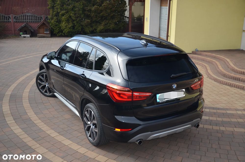 BMW X1 xDrive25d xLine - 13