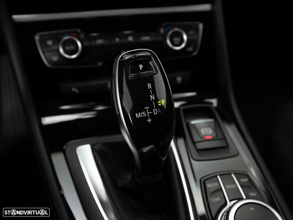 BMW 216 Active Tourer d Advantage Auto - 19