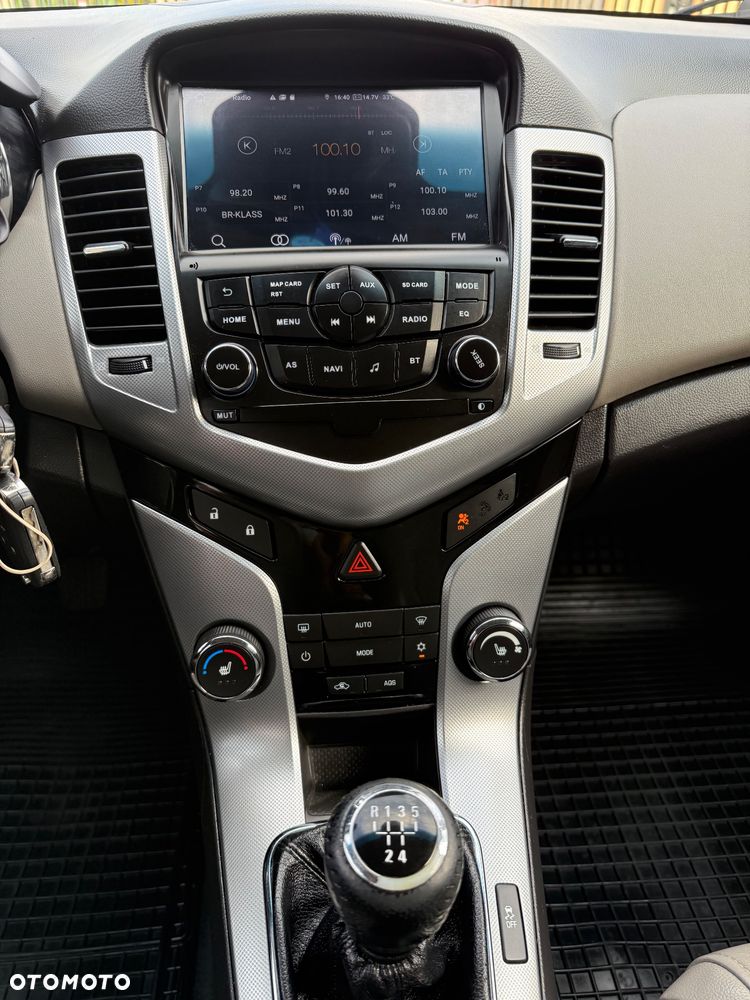 Chevrolet Cruze 1.8 LTZ - 26