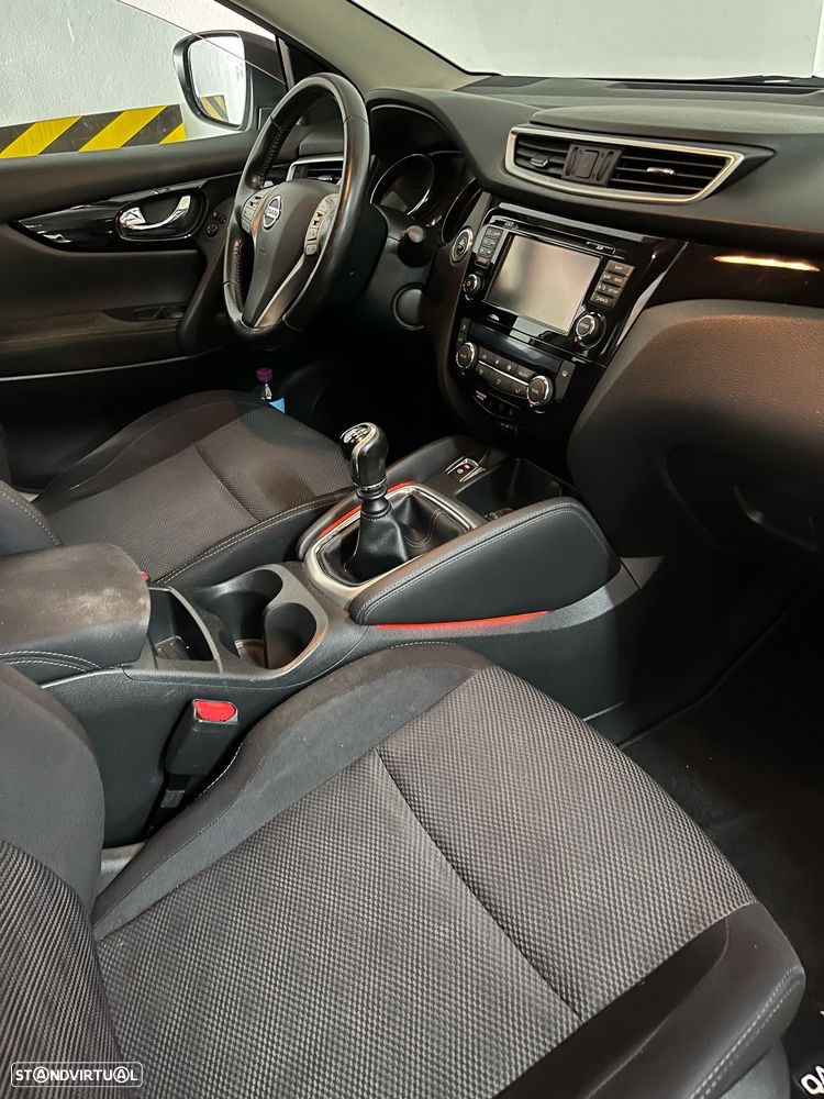 Nissan Qashqai 1.5 dCi N-Connecta - 8
