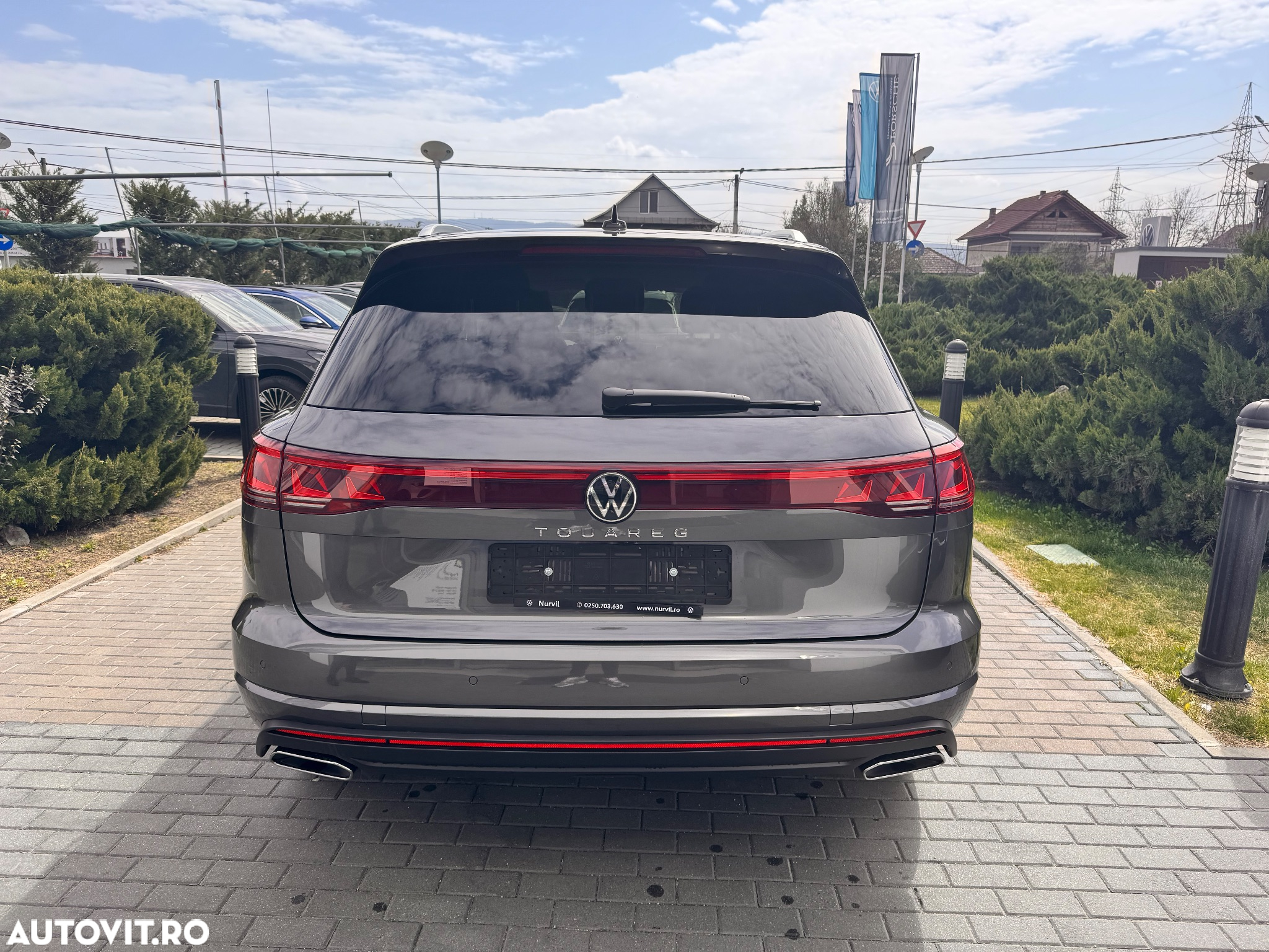 Volkswagen Touareg V6 TDI 4MOTION Elegance - 8