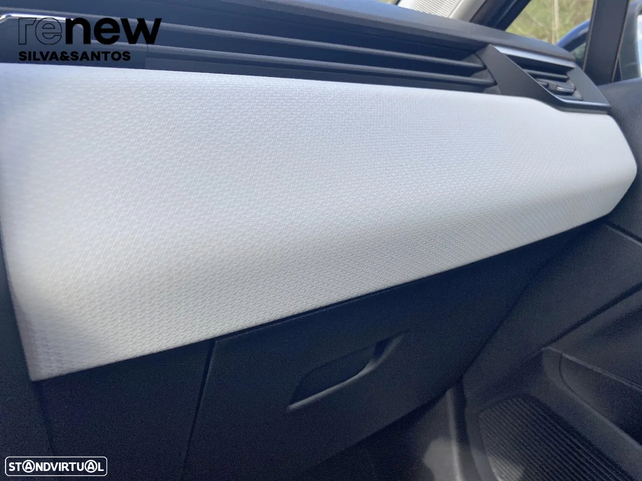 Renault Clio 1.0 TCe Evolution - 15