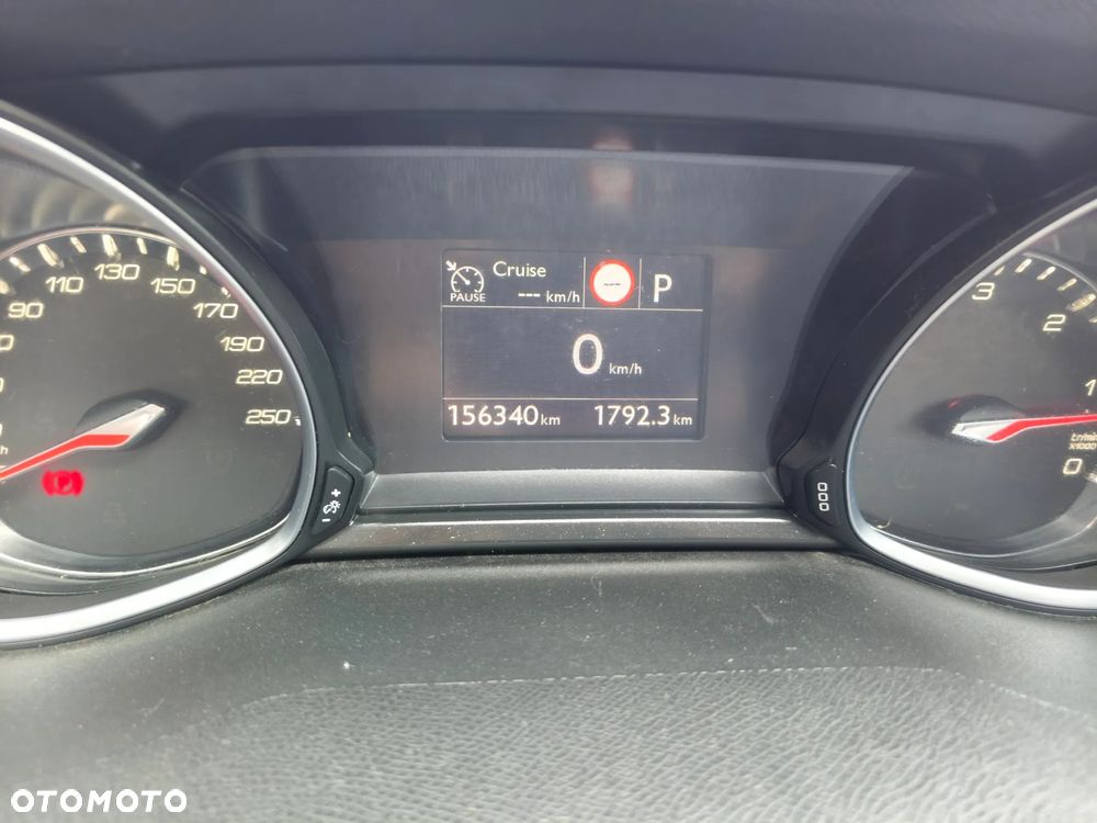 Peugeot 308 BlueHDi 130 EAT6 Stop & Start Allure - 19