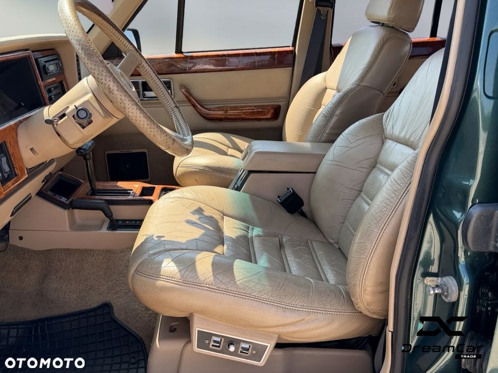 Jeep Cherokee - 9