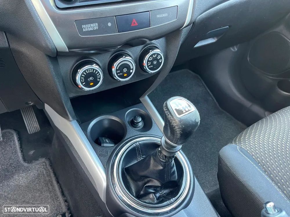 Mitsubishi ASX 1.8 DI-D Intense - 32