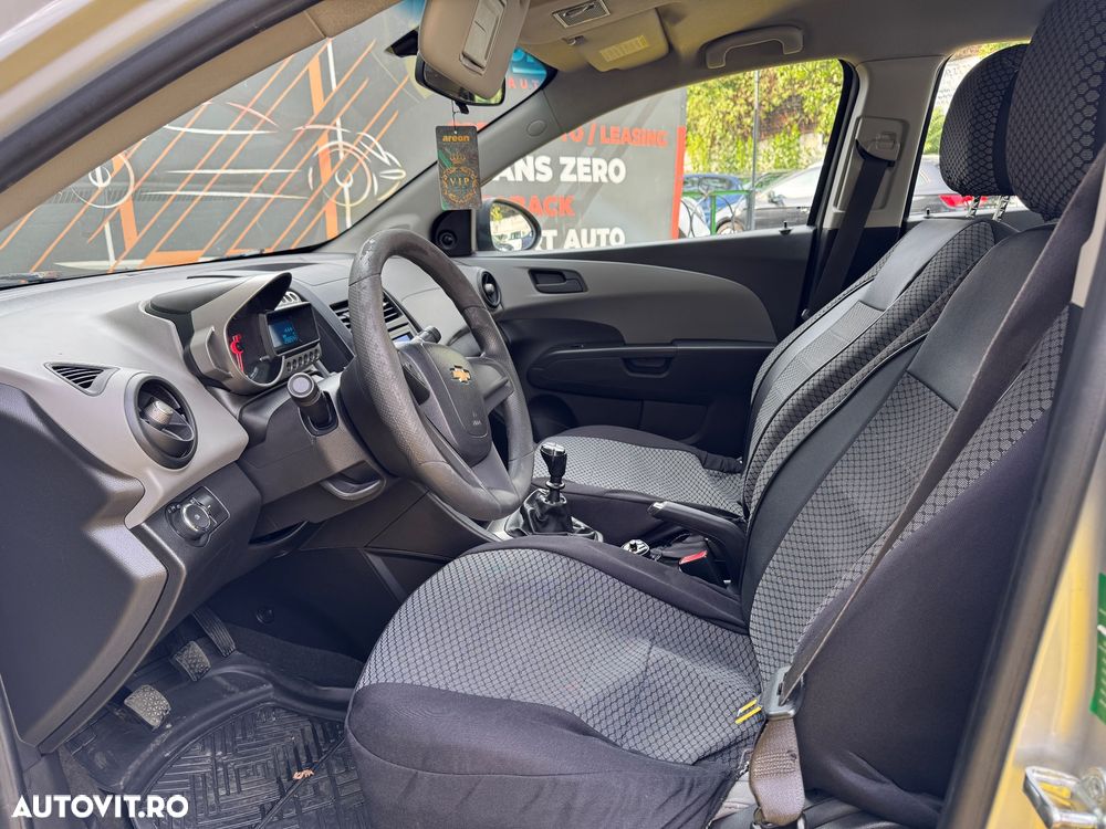 Chevrolet Aveo - 14