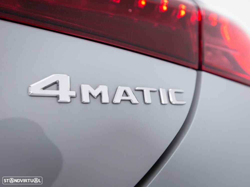 Mercedes-Benz CLA 350 EQ 4Matic - 20