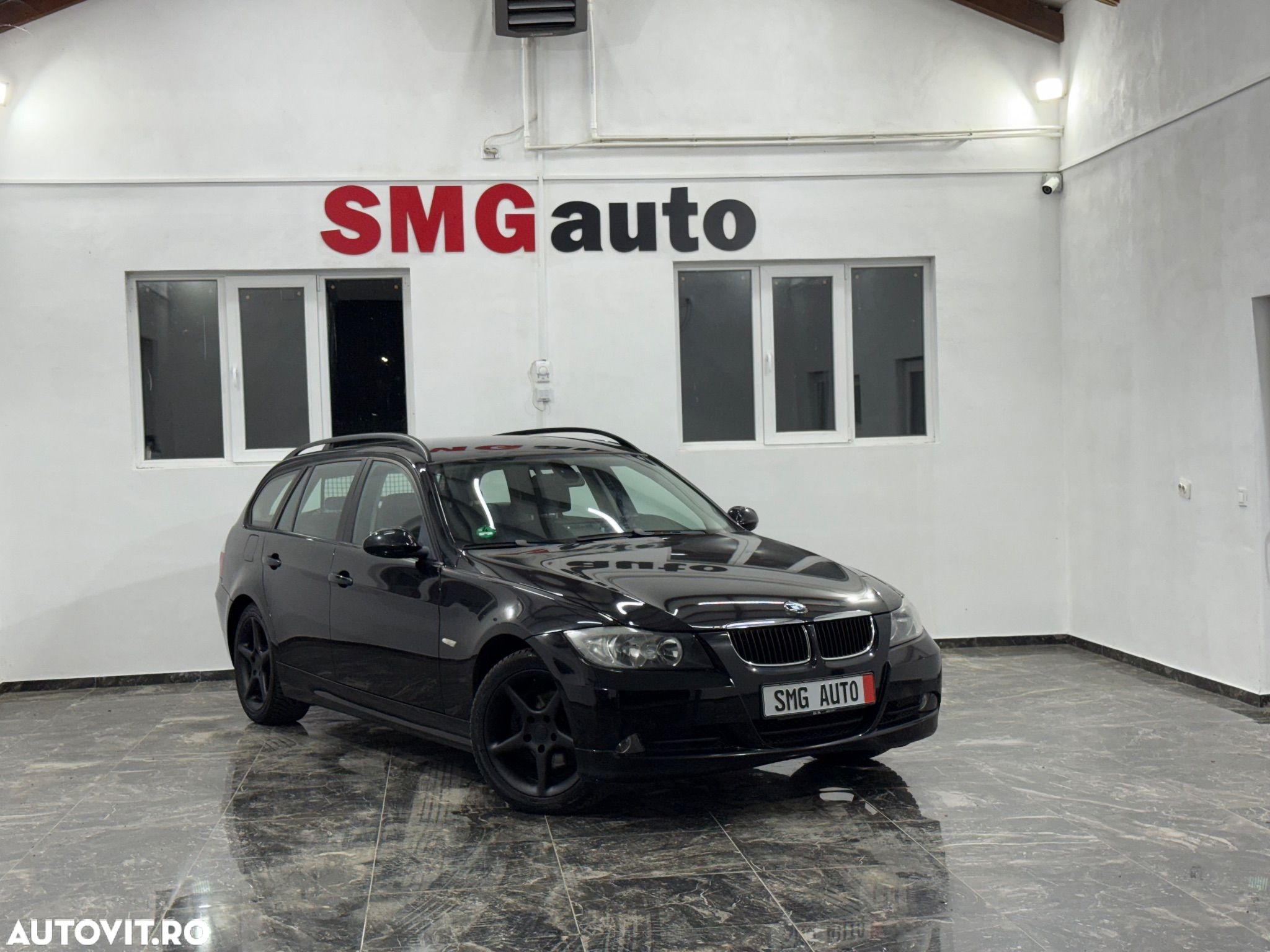 BMW Seria 3 318d Touring - 1