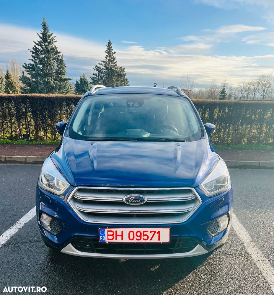 Ford Kuga 1.5 EcoBoost 4WD Titanium - 1
