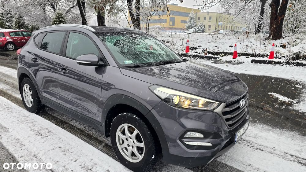 Hyundai Tucson 1.6 GDI BlueDrive Comfort 2WD - 19
