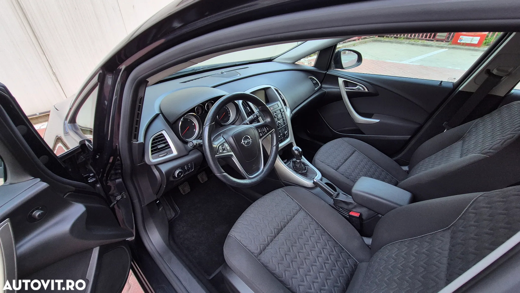 Opel Astra 1.7 CDTI DPF Active - 8
