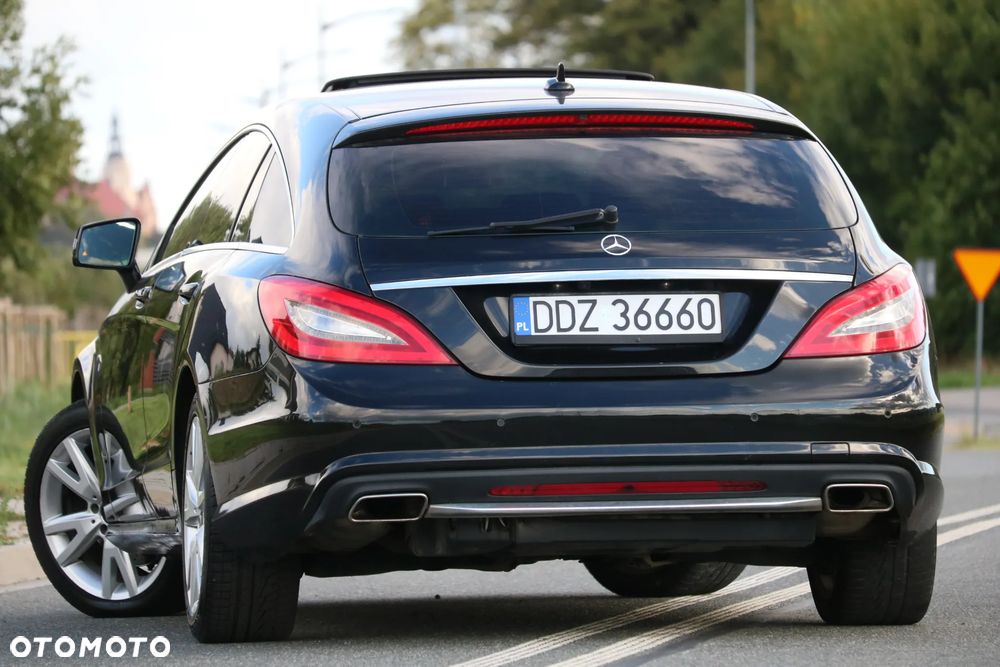 Mercedes-Benz CLS 350 CDI 4-Matic BlueEff - 27