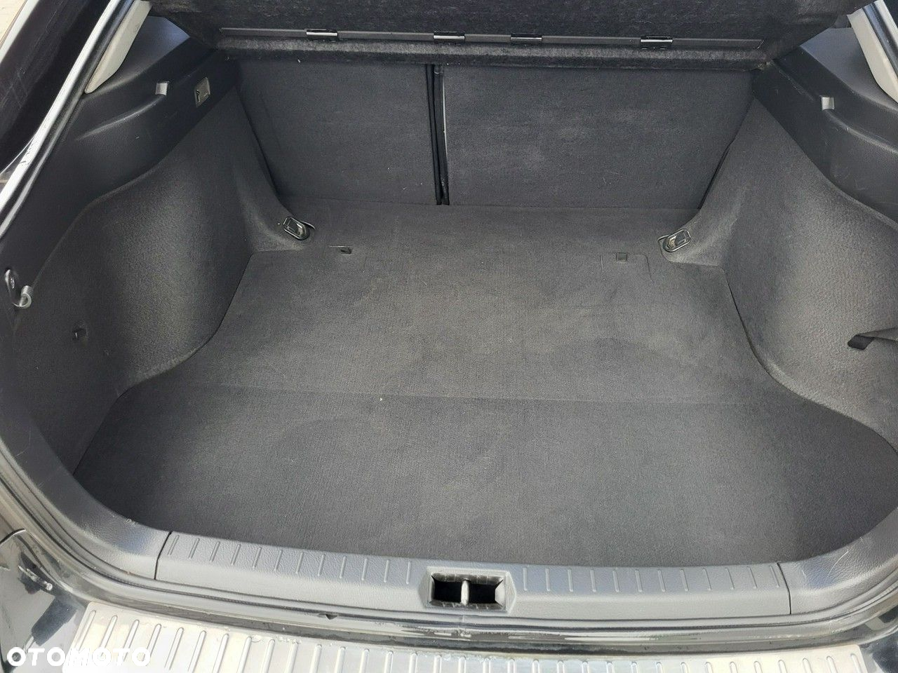 Toyota Avensis - 38