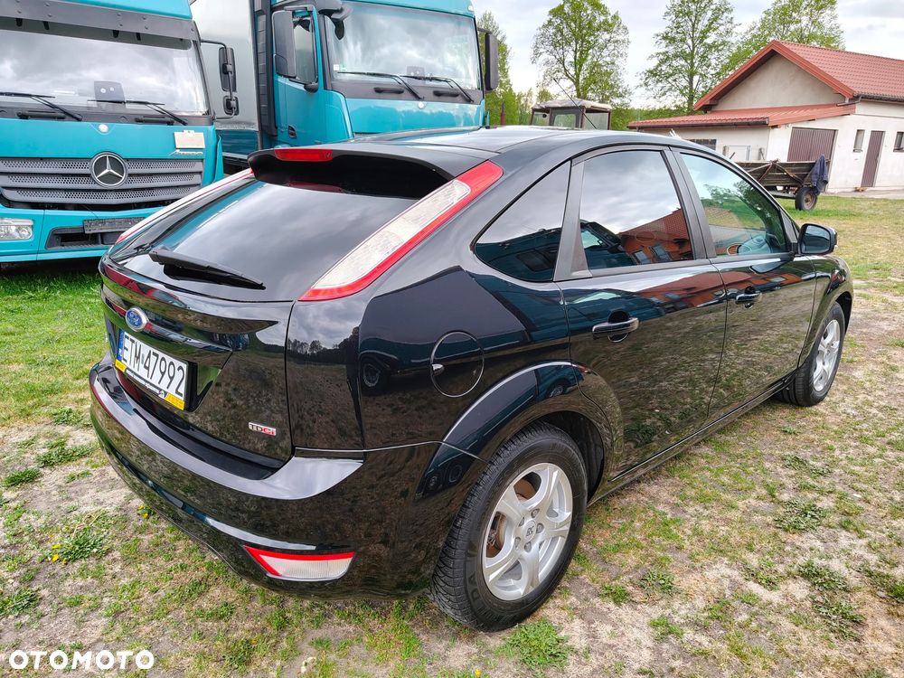 Ford Focus - 9
