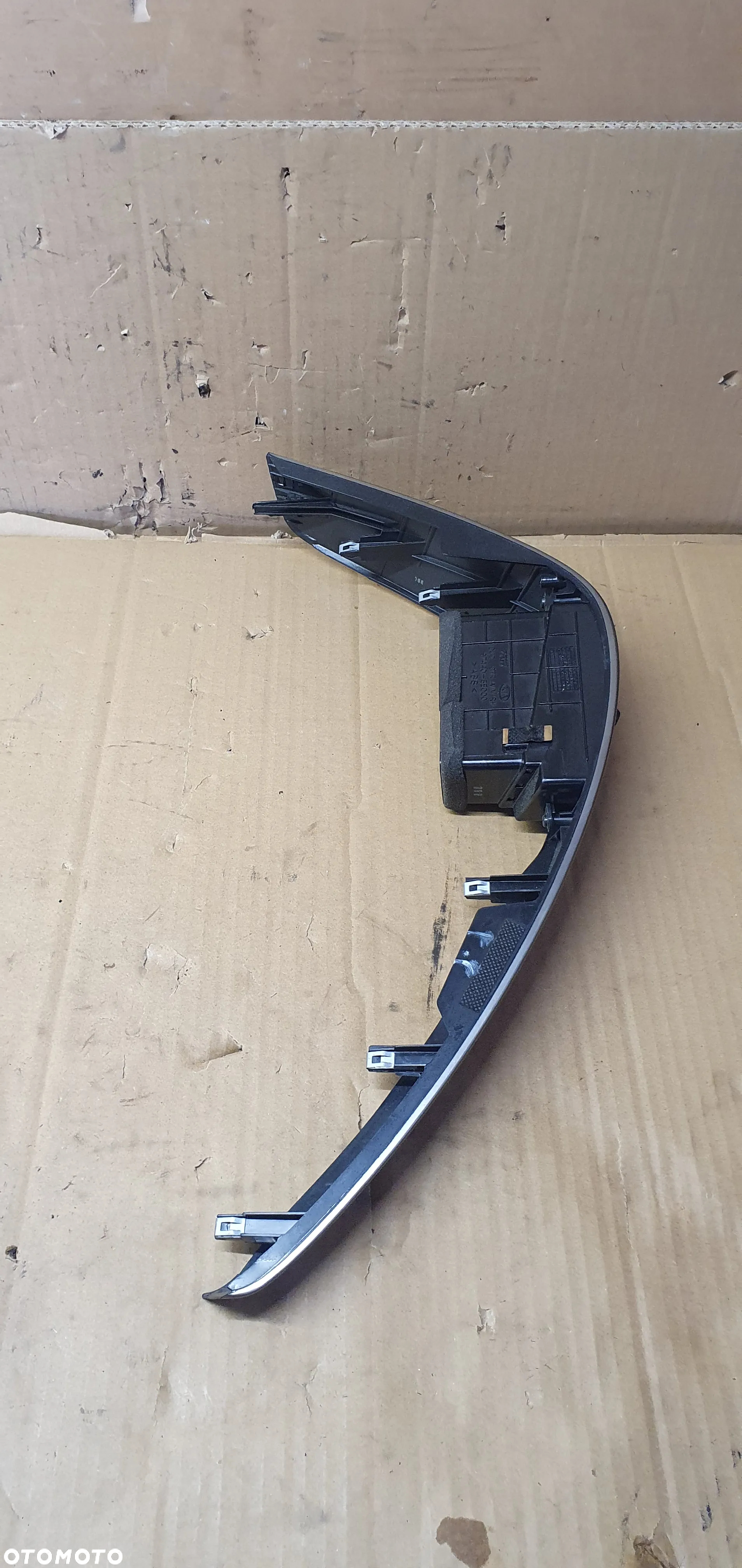 Kratka nawiewu powietrza prawa Kia Sorento I 97440-3E000 - 5