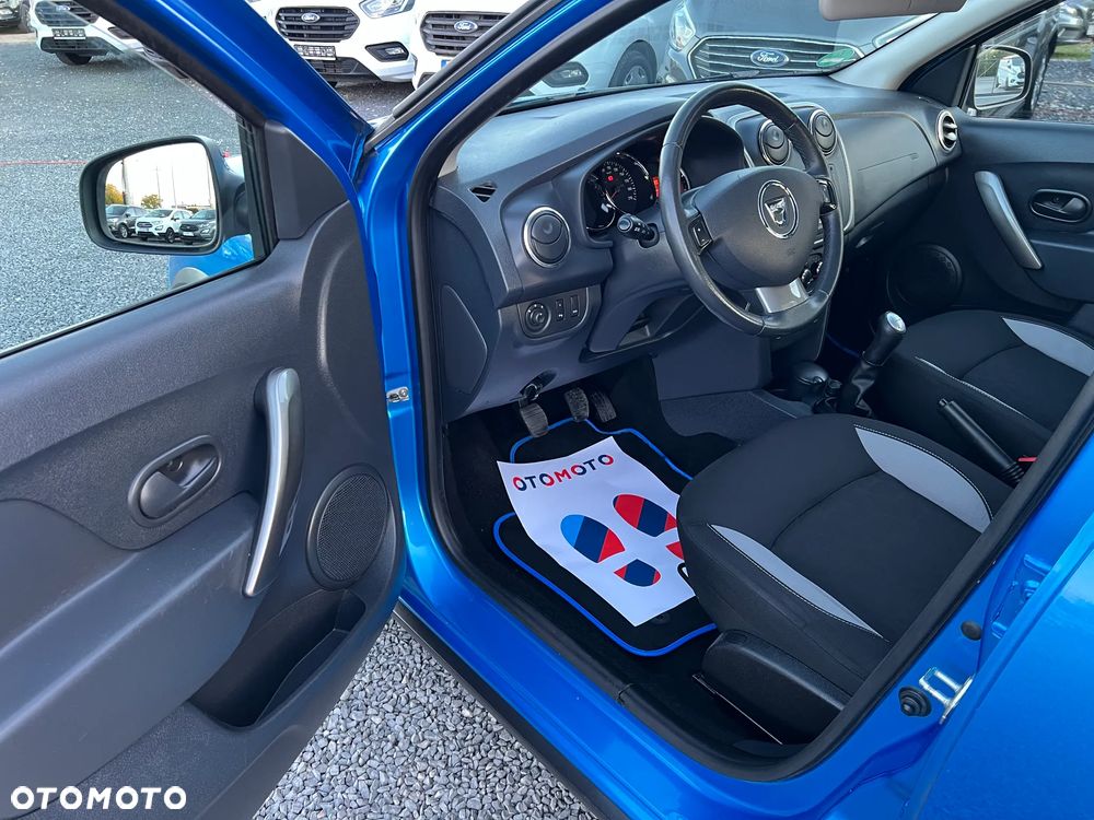 Dacia Sandero Stepway TCe 90 (S&S) Celebration - 16