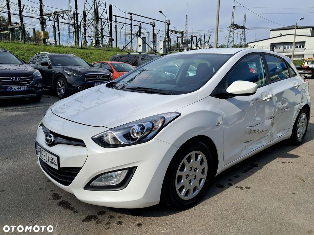Hyundai i30 1.4 CRDi Classic + - 18