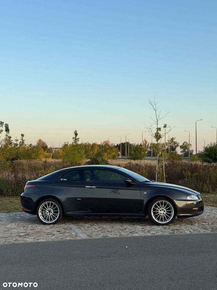 Alfa Romeo GT 1.9JTD 16V Progression - 4