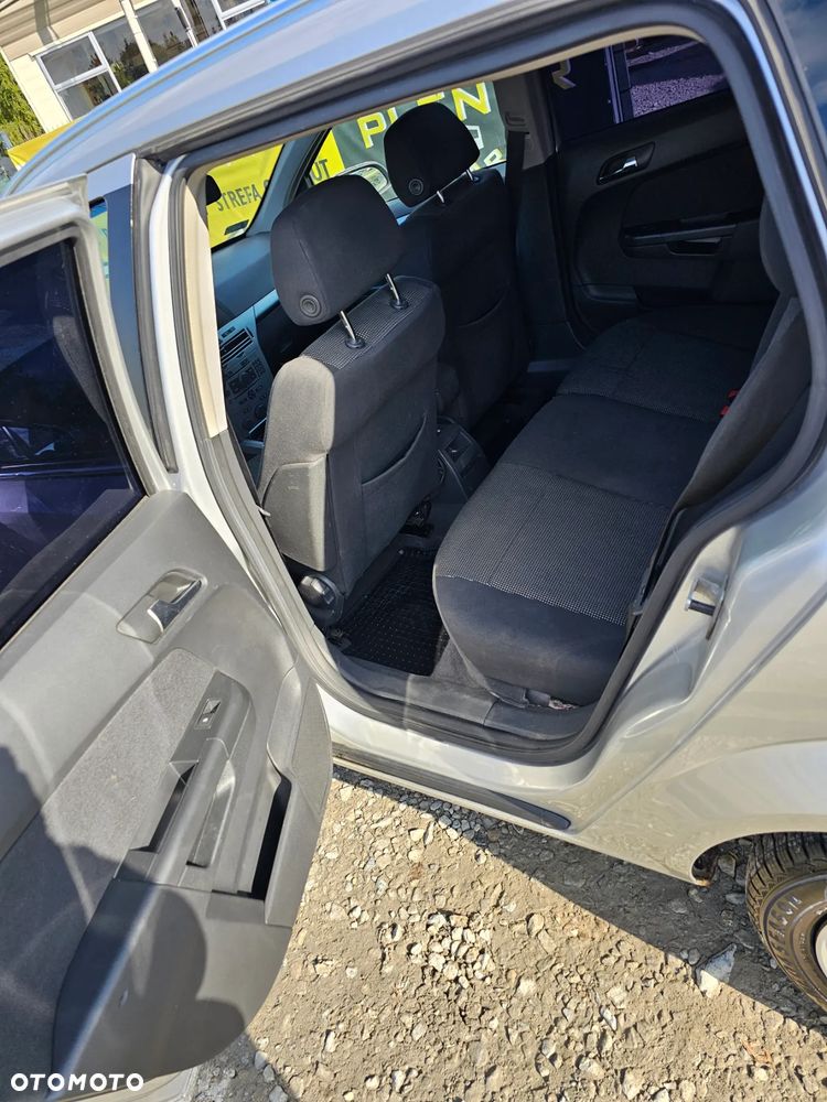 Opel Astra III 1.9 CDTI Sport - 14