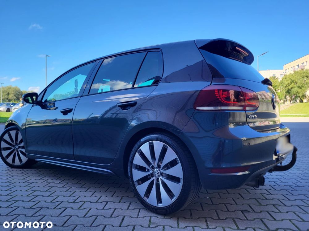 Volkswagen Golf 2.0 TDI DPF DSG GTD - 16