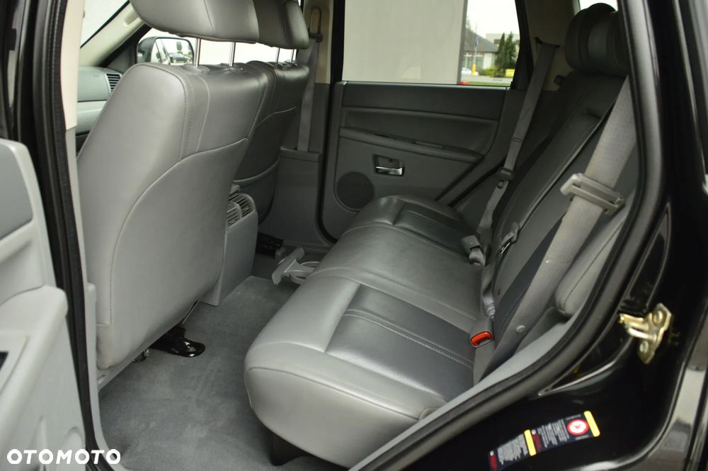 Jeep Grand Cherokee 5.7 V8 HEMI Automatik Overland - 22