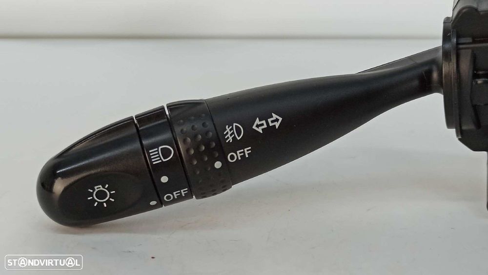 COMANDO DAS LUZES TOYOTA RAV 4 (A2) 2.0 D4-D LUNA 4X4 (2003->) - 4