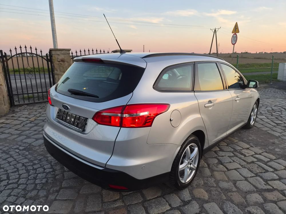 Ford Focus 1.5 TDCi DPF Start-Stopp-System Business - 3