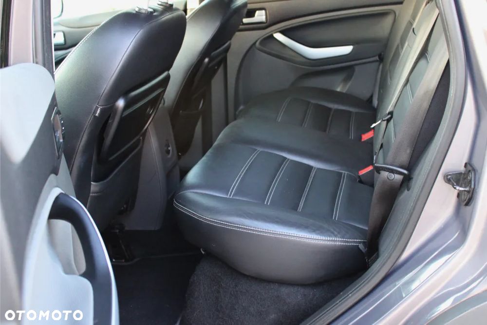 Ford Kuga 2.0 TDCi Titanium - 16