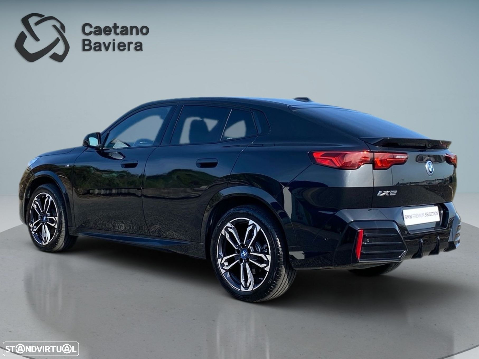 BMW iX2 xDrive30 Pack Desportivo M - 32