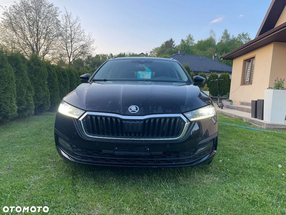 Skoda Octavia 2.0 TSI 4x4 DSG Ambition - 13