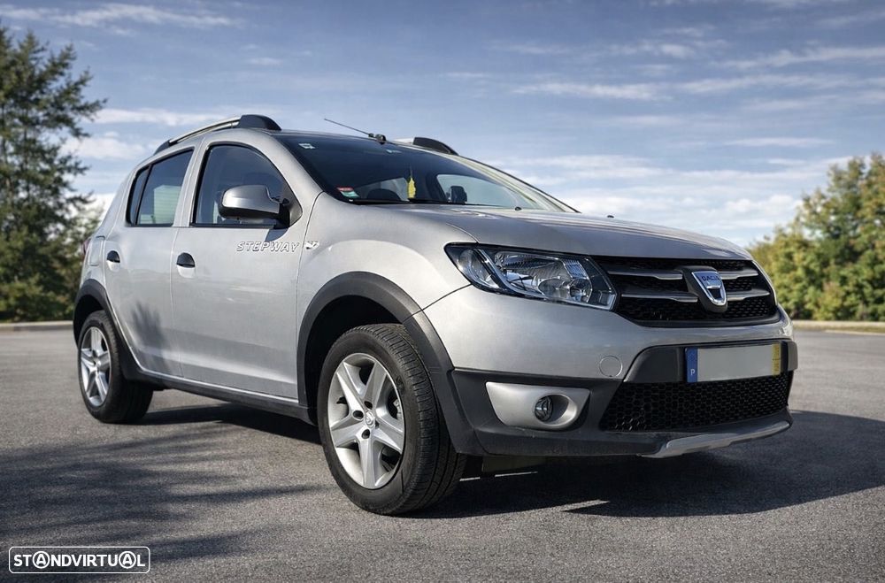 Dacia Sandero 0.9 TCe Stepway - 1