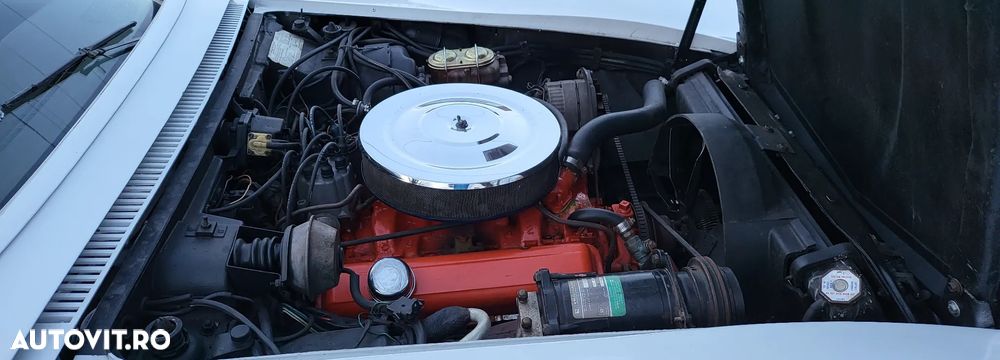 Chevrolet Corvette - 22