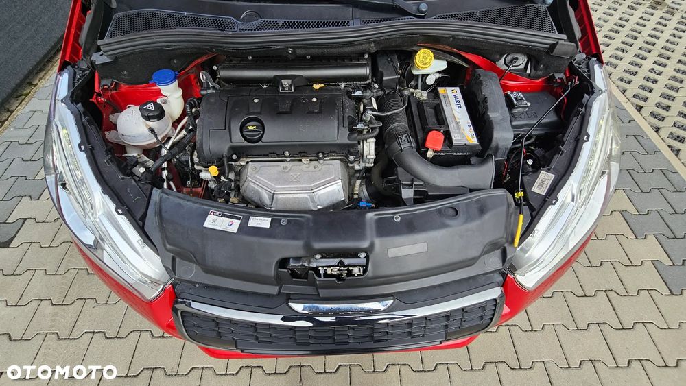 Peugeot 208 - 3
