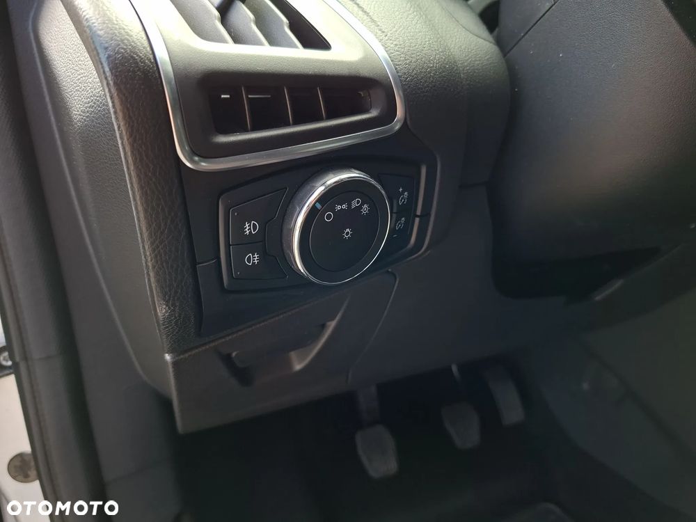 Ford Focus 1.0 EcoBoost Titanium - 14