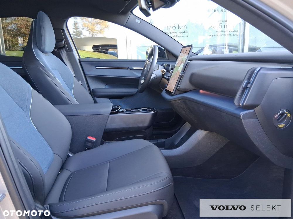 Volvo EX30 - 12