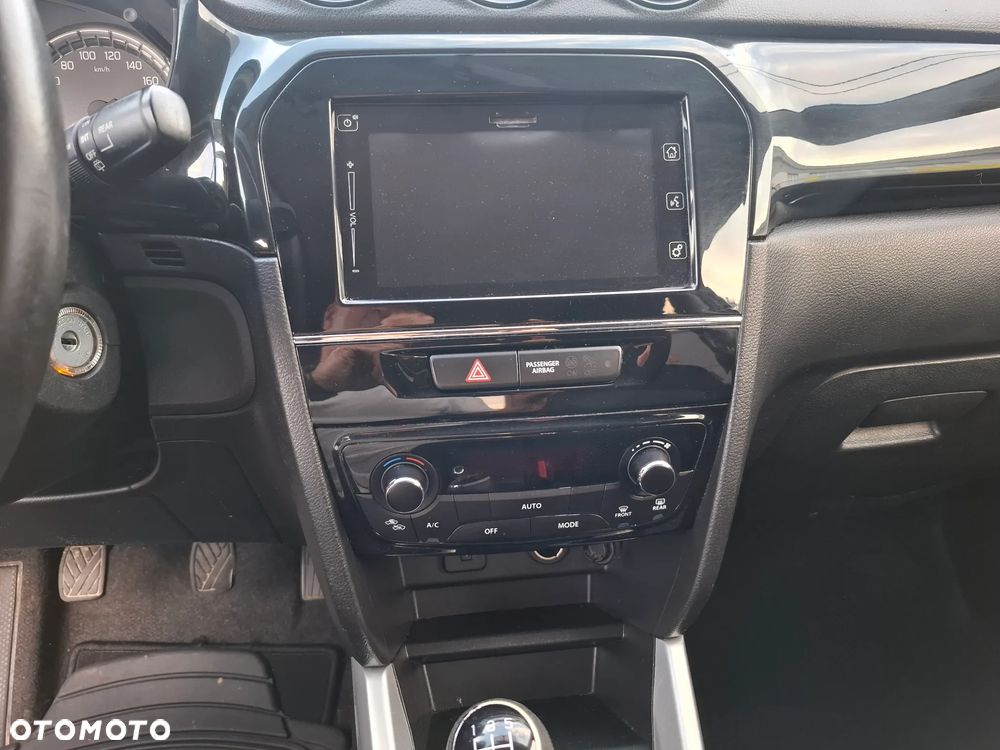 Suzuki Vitara 1.6 (4x2) Comfort+ - 21